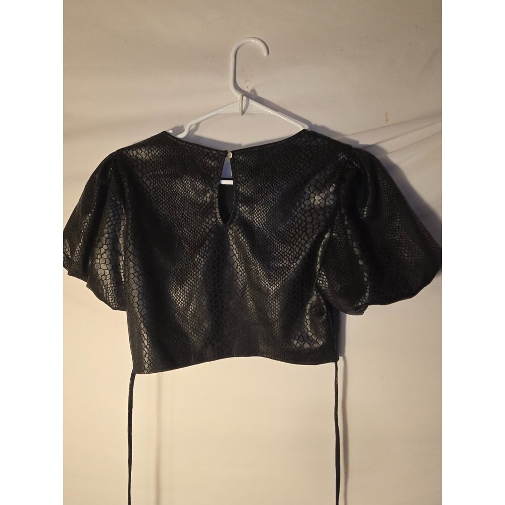 NWT Dark Fairy Goth Emo Black Puffy Sleeves Crop Top Women’s Medium‎ Witchy Boho